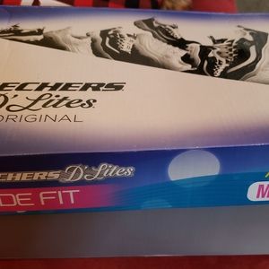 Skechers D'Lites W size 9 Gray